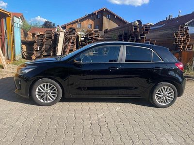 Gebraucht Kia Rio DREAM-TEAM Edition 84 PS (61 kW) 2019 Schwarz Limousine