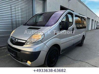 Gebraucht Opel Vivaro 114 PS (83 kW) 2011 Other Van / Kleinbus