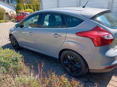 Usata Ford Focus Titanium 150 CV (110 kW) 2011 Grigio Berlina