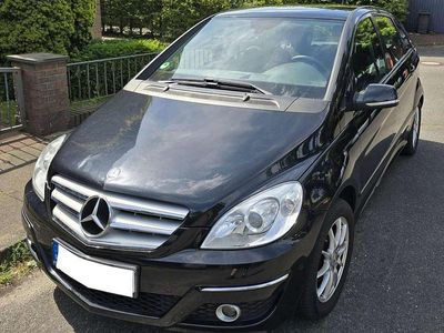 Mercedes B180