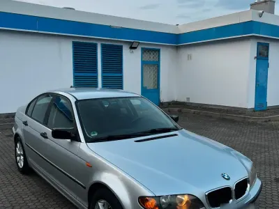 Gebraucht BMW 316 115 PS (84 kW) 2003 Silber Limousine