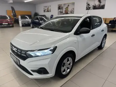Gebraucht Dacia Sandero Essentiel 91 PS (66 kW) 2024 Weiß Kleinwagen
