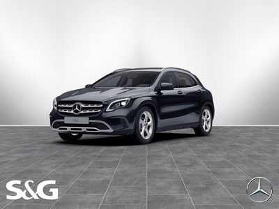 Gebraucht Mercedes GLA180 122 PS (89 kW) 2019 Metalliclack kosmosschwarz SUV