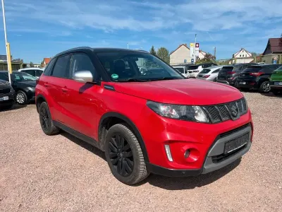 Begagnad Suzuki Vitara 140 HK (102 kW) 2016 Röd SUV