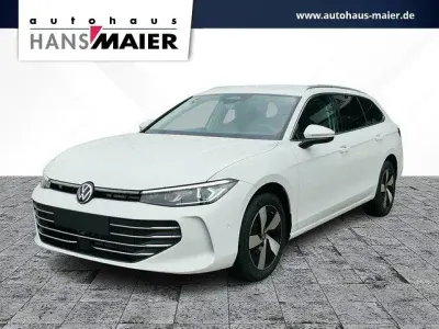 Gebraucht VW Passat Business 150 PS (110 kW) 2024 Weiß Kombi