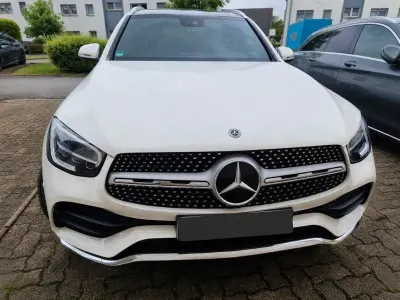 Gebraucht Mercedes GLC200 197 PS (144 kW) 2020 Weiß SUV