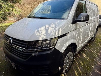 Używany VW Transporter 90 KM (66 kW) 2021 Biały Van