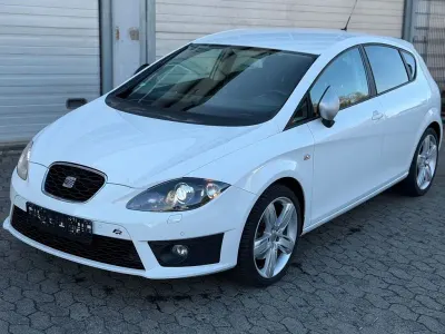 Używany Seat Leon FR 170 KM (125 kW) 2011 Hatchback