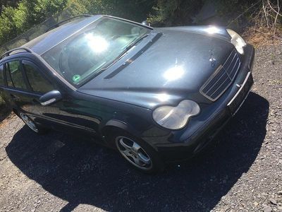 Mercedes C180