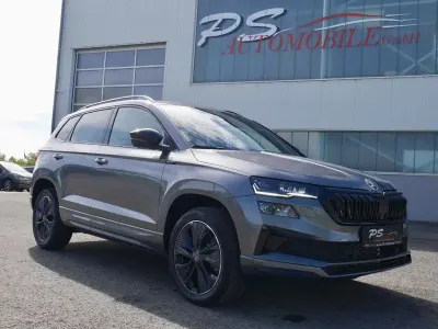 Neu Skoda Karoq SportLine 150 PS (110 kW) 2026 Grau SUV