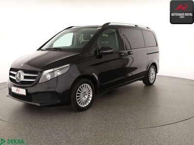 Gebraucht Mercedes V220 Sport 163 PS (119 kW) 2020 Obsidianschwarz Van / Kleinbus