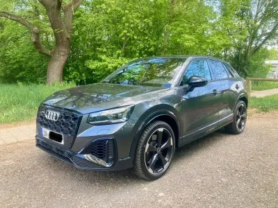 Gebraucht Audi SQ2 Ambiente 300 PS (220 kW) 2024 Grau SUV
