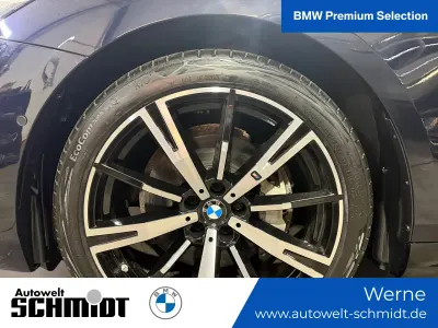 Gebraucht BMW 540 M Sport 303 PS (222 kW) 2025 Carbon schwarz Kombi