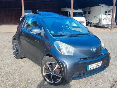 Gebraucht Toyota iQ 90 PS (66 kW) 2009 Silber Kleinwagen