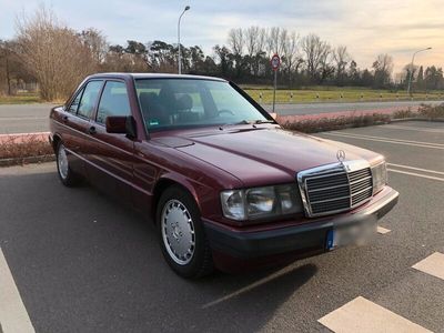 gebraucht Mercedes 190 AVANTGARDE ROSSO - alles neu EZ 16.06.1992