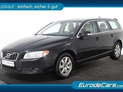 Gebraucht Volvo V70 Summum 163 PS (119 kW) 2010 Schwarz Kombi
