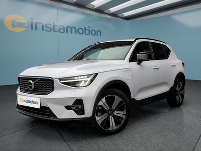 Weiß Gebraucht 2022 Volvo XC40 SUV | 33.649 € (Fairer Preis)