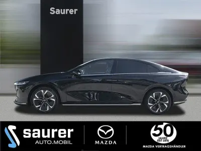 Neu Mazda 6e Takumi-Line 189 kW (258 PS) 2026 Schwarz Limousine