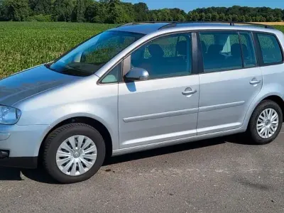 Gebraucht VW Touran Trendline 116 PS (85 kW) 2005 Silber Van / Kleinbus