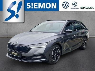 Grau Gebraucht 2024 Skoda Octavia SportLine Kombi | 32.930 € (Guter Preis)