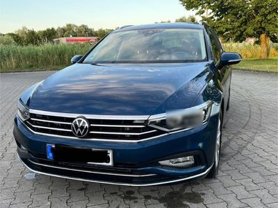 gebraucht VW Passat Variant 2.0 TDI SCR DSG Elegance Vari...