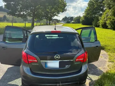 Gebraucht Opel Meriva 120 PS (88 kW) 2011 Grau Van / Kleinbus