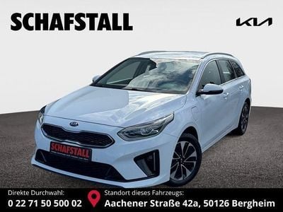 Gebraucht Kia Ceed Sportswagon Spirit 141 PS (103 kW) 2021 Weiss (casa white) Kombi