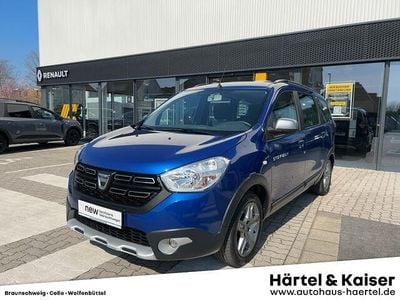 Gebraucht Dacia Lodgy Stepway 131 PS (96 kW) 2022 Ironblaumetallic (blau) Van / Kleinbus