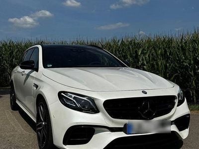 Mercedes E63S AMG