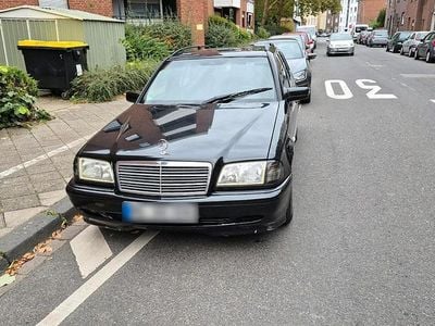 Gebraucht Mercedes C230 193 PS (141 kW) 1997 Schwarz Kombi