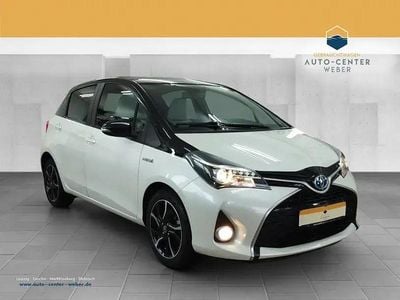Gebraucht Toyota Yaris Hybrid Style 75 PS (55 kW) 2017 Grau Limousine