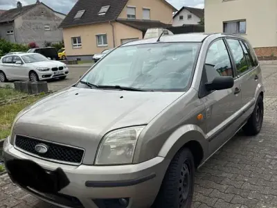 Gebraucht Ford Fusion Trend 80 PS (58 kW) 2004 Kleinwagen
