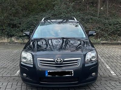 gebraucht Toyota Avensis Kombi 2.2 2009