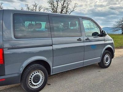 Gebraucht VW Transporter 150 PS (110 kW) 2015 Grau Van