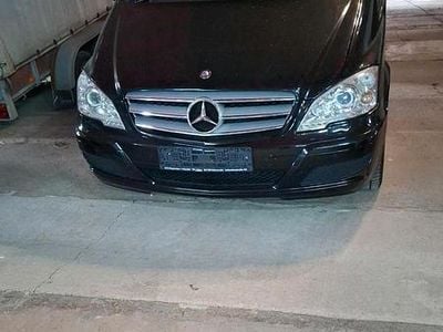 Second-hand Mercedes Viano 224 CP (164 kW) 2012 Negru Monovolum