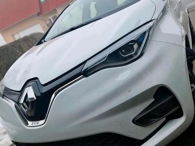 Second-hand Renault Zoe Experience 79 kW (108 CP) 2020 Alb Hatchback