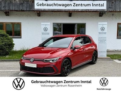 Second-hand VW Golf VIII GTI 245 CP (180 kW) 2024 Roșu Berlinǎ