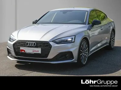 Gebraucht Audi A5 Sportback Ambiente 163 PS (119 kW) 2022 Florettsilber metallic Kleinwagen