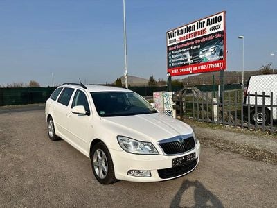 Gebraucht Skoda Octavia Family 160 PS (117 kW) 2012 Weiß Kombi