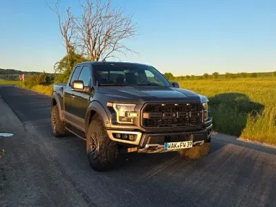 Gebraucht Ford F-150 Raptor 457 PS (336 kW) 2020 Grau Pickup
