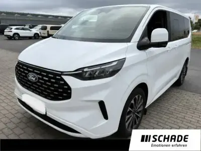 Gebraucht Ford Tourneo Custom Titanium X 170 PS (125 kW) 2025 Weiß Van
