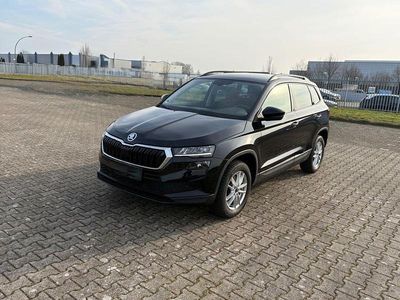 Schwarz Gebraucht 2023 Skoda Karoq SUV | 26.190 € (Guter Preis)