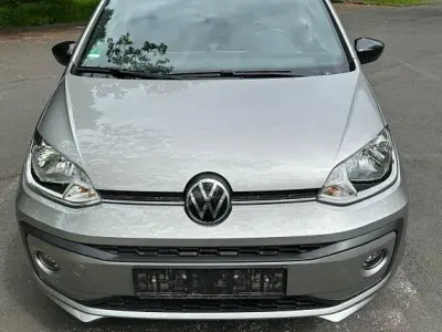 Usata VW up! 65 CV (47 kW) 2024 Argento Utilitaria