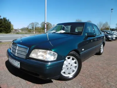 Brugt Mercedes C220 150 HK (110 kW) 1996 Grøn Sedan