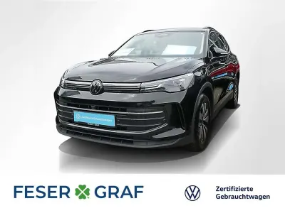 Gebraucht VW Tiguan Goal 150 PS (110 kW) 2025 Schwarz SUV