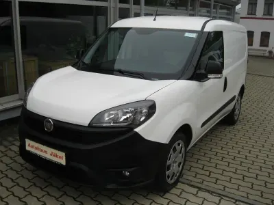 Gebraucht Fiat Doblò 95 PS (69 kW) 2021 Weiß Van / Kleinbus