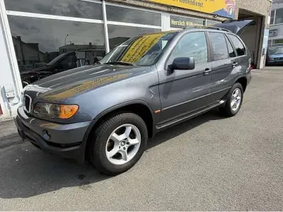 Gebraucht BMW X5 184 PS (135 kW) 2002 Stahlgrau metallic SUV