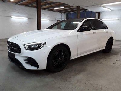 Gebraucht Mercedes E300 AMG 320 PS (235 kW) 2021 Weiß Limousine