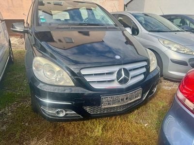 Mercedes B180