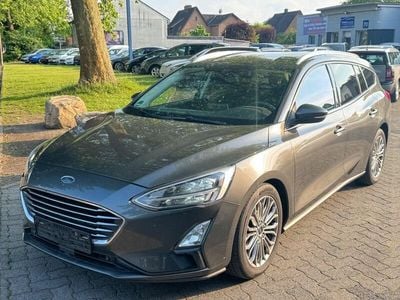 Gebraucht Ford Focus Titanium 150 PS (110 kW) 2018 Grau Kombi